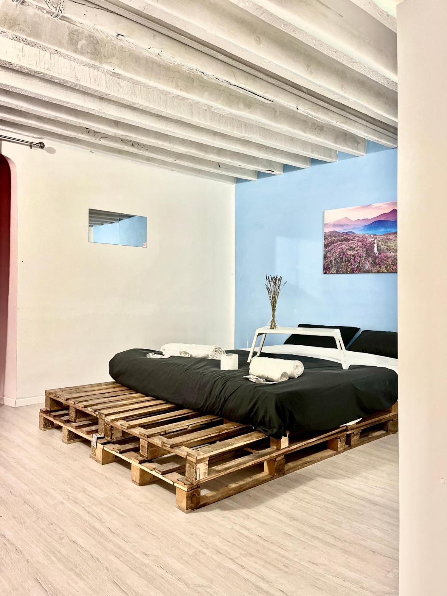 Genova Centro Affittacamere- Bagno In Comune Exterior foto